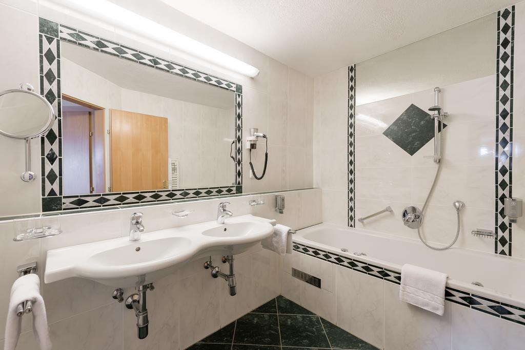 Hotel Olympia Obergurgl Room photo